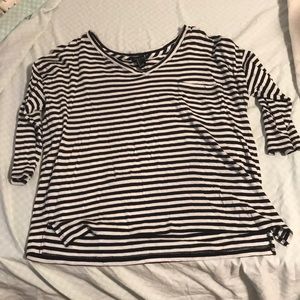 Black and white long sleeved shirt from forever 21
